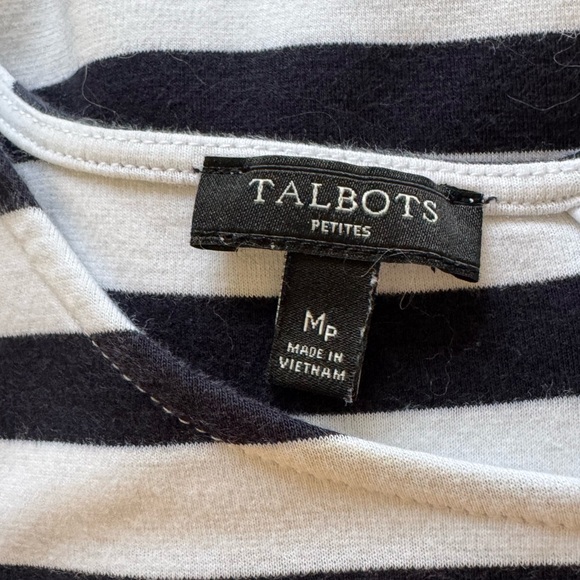 🌟HP🌟 Talbots Navy Stripe Top - Picture 3 of 4